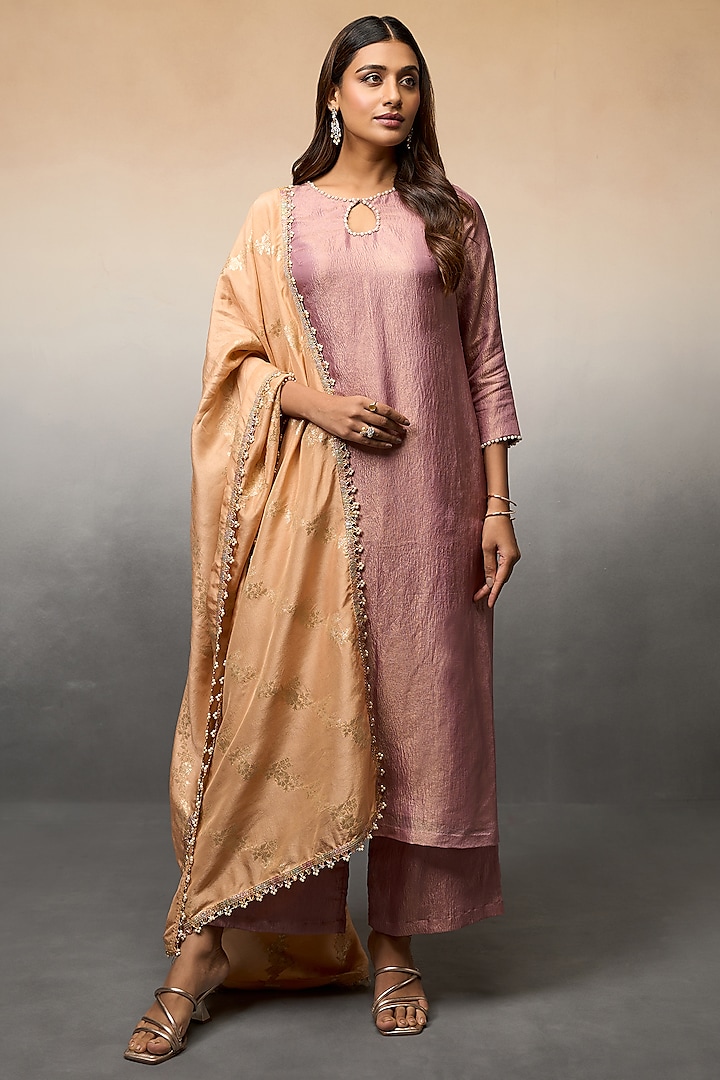 Pink Banarasi Crushed Kurta Set by Parshya