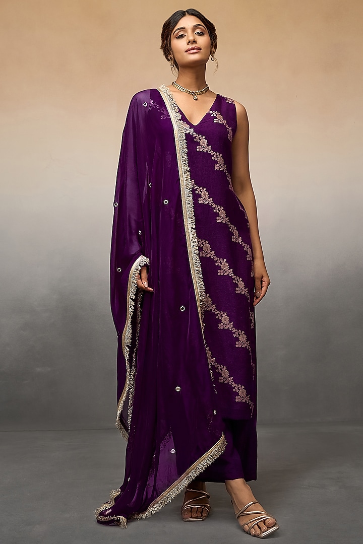 Purple Banarasi Leheriya Kurta Set by Parshya at Pernia's Pop Up Shop