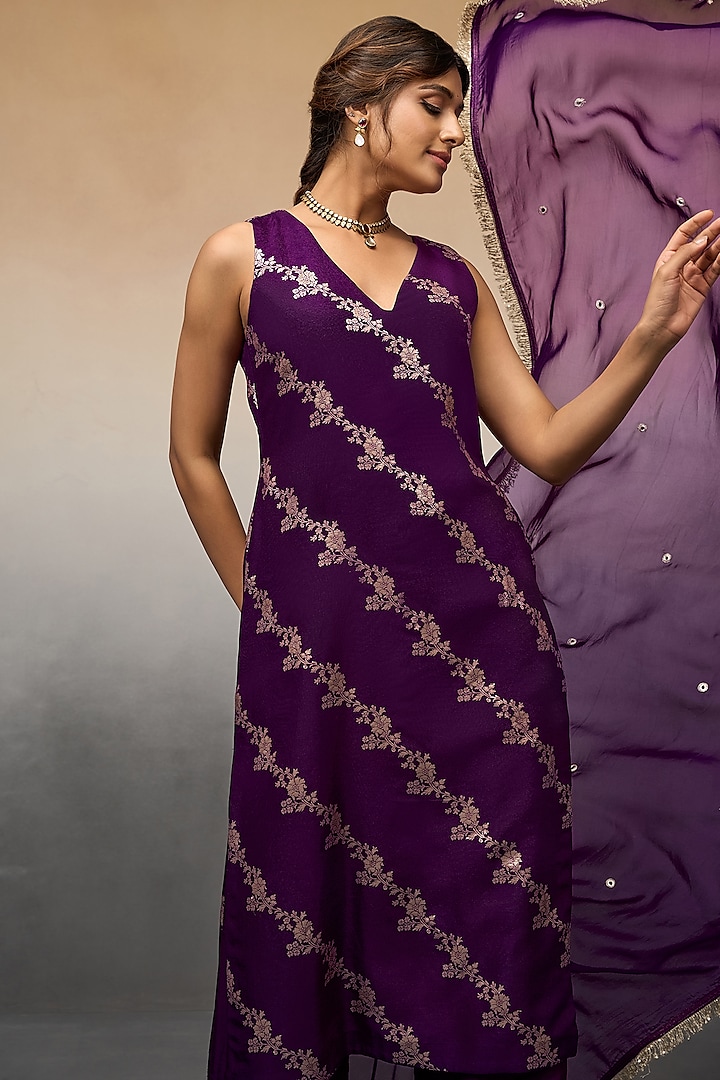 Purple Banarasi Leheriya Kurta Set by Parshya at Pernia's Pop Up Shop
