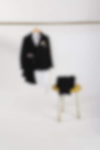 Black Pleated Jodhpuri Jacket Set For Boys by Partykles
