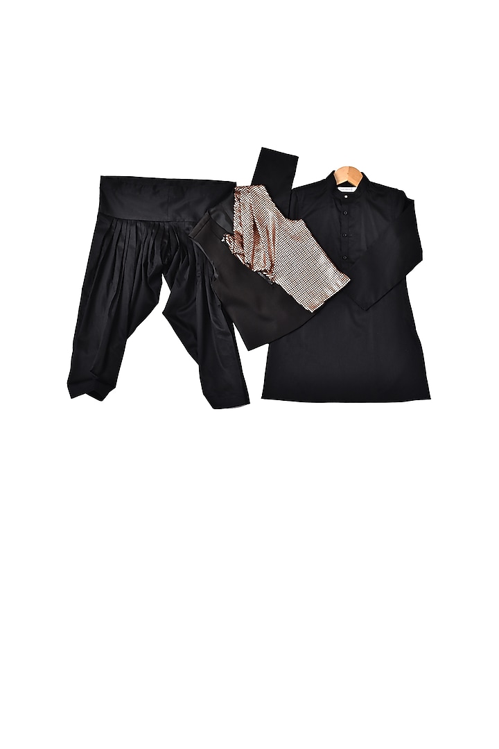 Black Sequins Kurta Set With Bundi Jacket For Boys by Partykles at Pernia's Pop Up Shop
