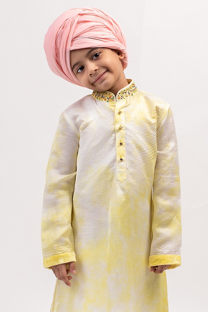 Yellow Printed Kurta Set For Boys by Partykles at Pernia's Pop Up Shop