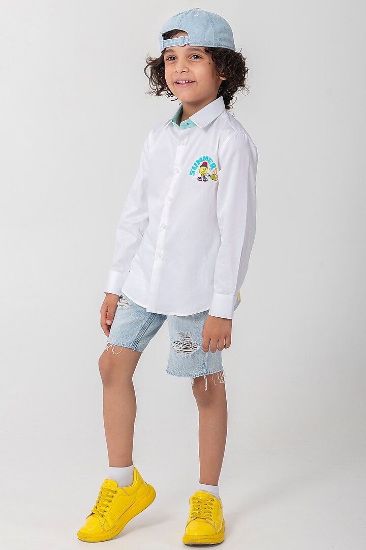 White Cotton Resham Handwork Shirt For Boys by Partykles at Pernia's Pop Up Shop
