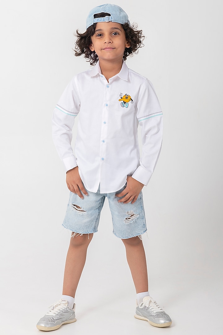 White Cotton Resham Handwork Shirt For Boys by Partykles at Pernia's Pop Up Shop