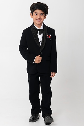 Black Polyester Suiting Tuxedo Set For Boys by Partykles