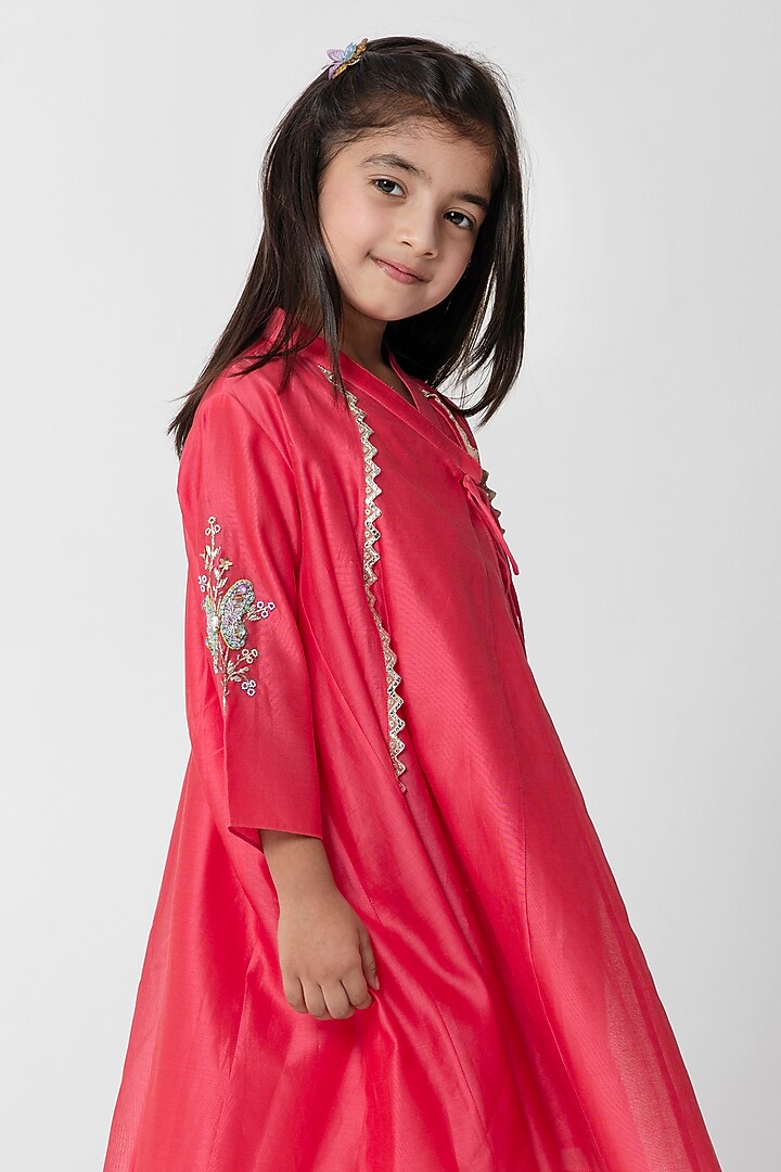 Coral Chanderi Silk Embroidered Kurta Set For Girls by Partykles at Pernia's Pop Up Shop
