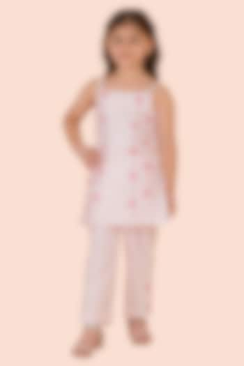 Light Pink Cotton Silk Sequins Heart Embroidered Kurta Set For Girls by Partykles at Pernia's Pop Up Shop