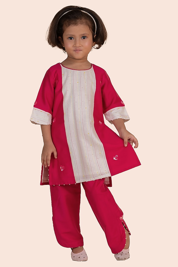 Pink Cotton Silk Thread Embroidered Kurta Set For Girls by Partykles at Pernia's Pop Up Shop