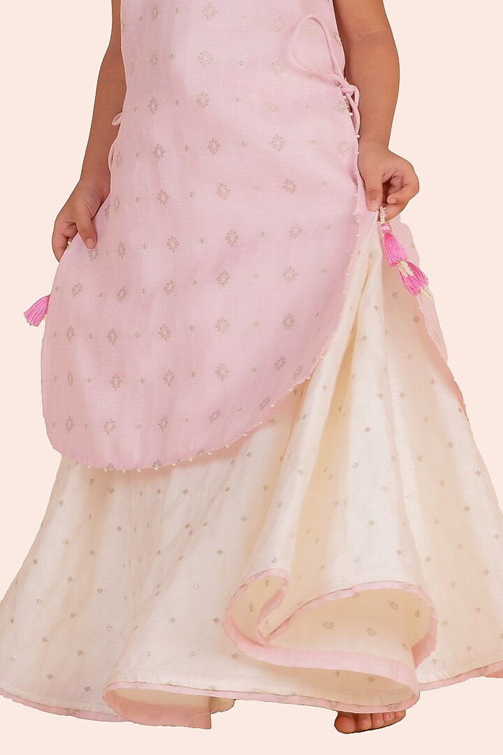 Pink Banarasi Dobby Silk Skirt Set For Girls by Partykles at Pernia's Pop Up Shop