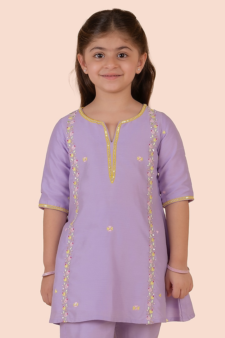 Lavender Cotton Silk Heart Embroidered A-Line Kurta Set For Girls by Partykles at Pernia's Pop Up Shop
