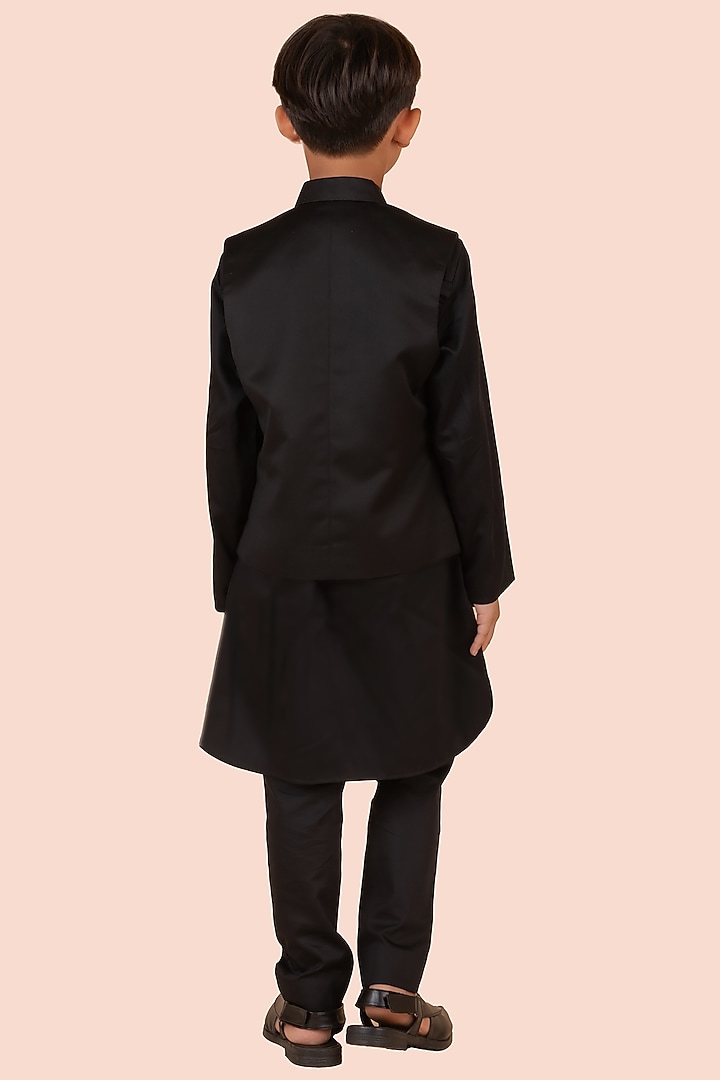 Black Gabadine & Cotton Satin Embroidered Bundi Jacket Set For Boys by Partykles at Pernia's Pop Up Shop