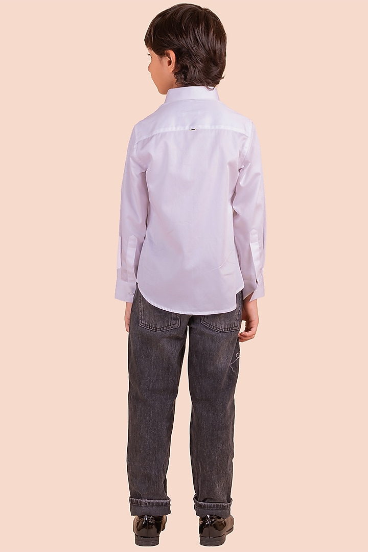 White Cotton Thread Work Embroidered Shirt by Partykles at Pernia's Pop Up Shop