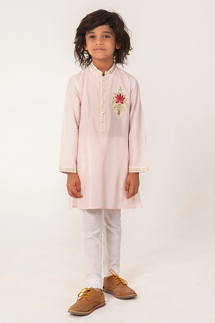 Baby Pink Cotton Silk Embroidered Kurta Set For Boys by Partykles at Pernia's Pop Up Shop