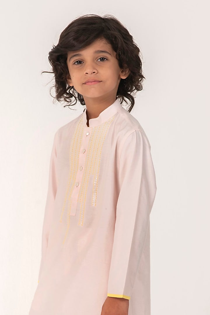 Baby Pink Cotton Silk Embroidered Kurta Set For Boys by Partykles at Pernia's Pop Up Shop