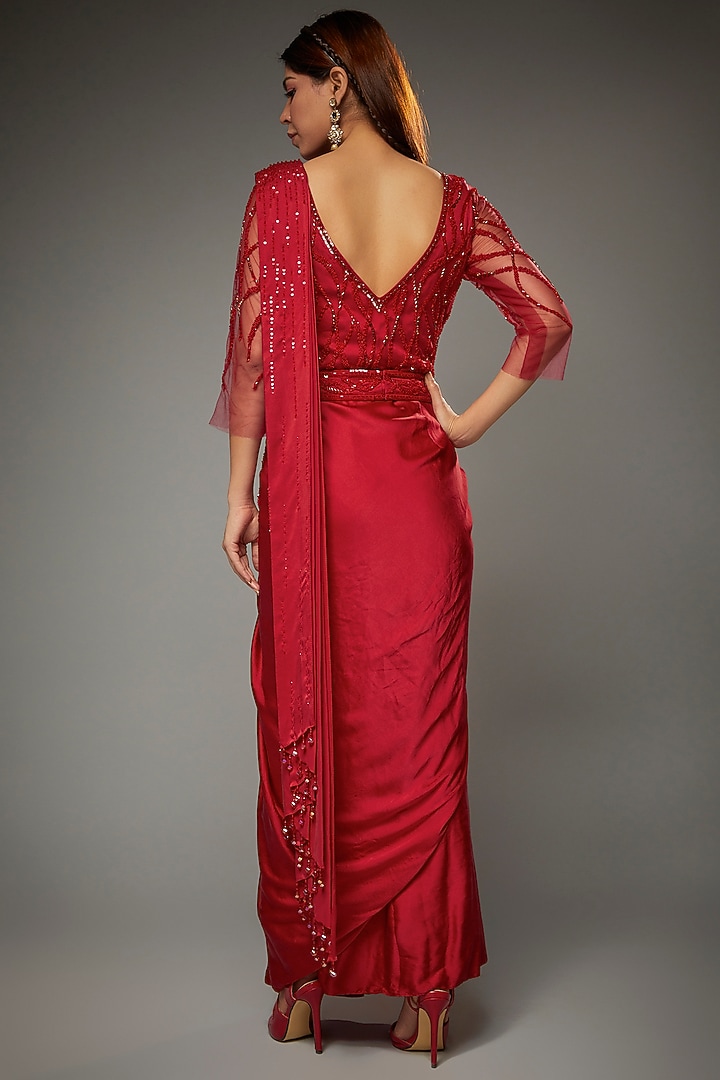 Red Satin Hand Embroidered Wedding Saree Gown With Belt by Parul | Vivek at Pernia's Pop Up Shop