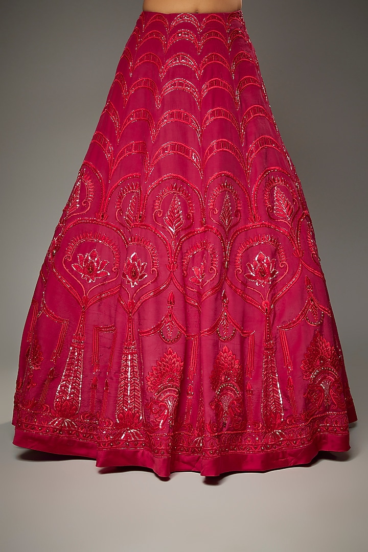 Red Silk Hand Embroidered Bridal Lehenga Set by Parul | Vivek at Pernia's Pop Up Shop