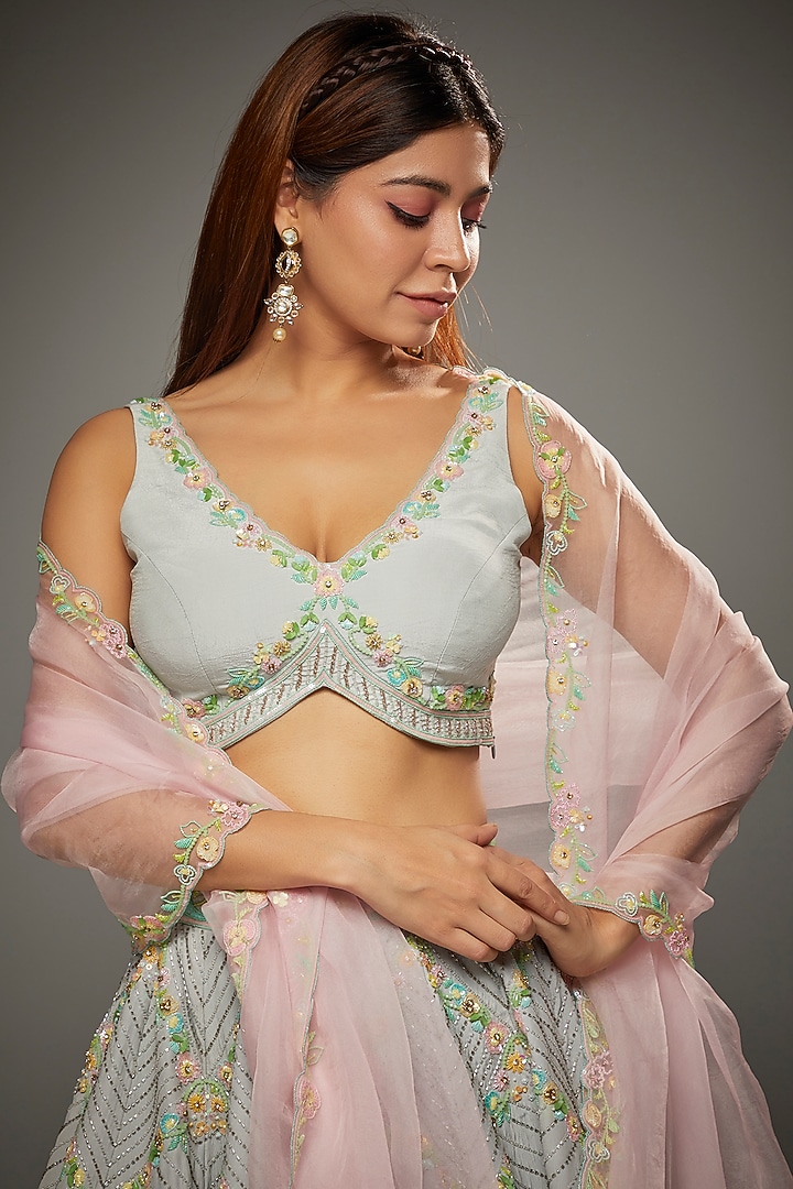 Grey Silk Embroidered Bridal Lehenga Set by Parul | Vivek at Pernia's Pop Up Shop
