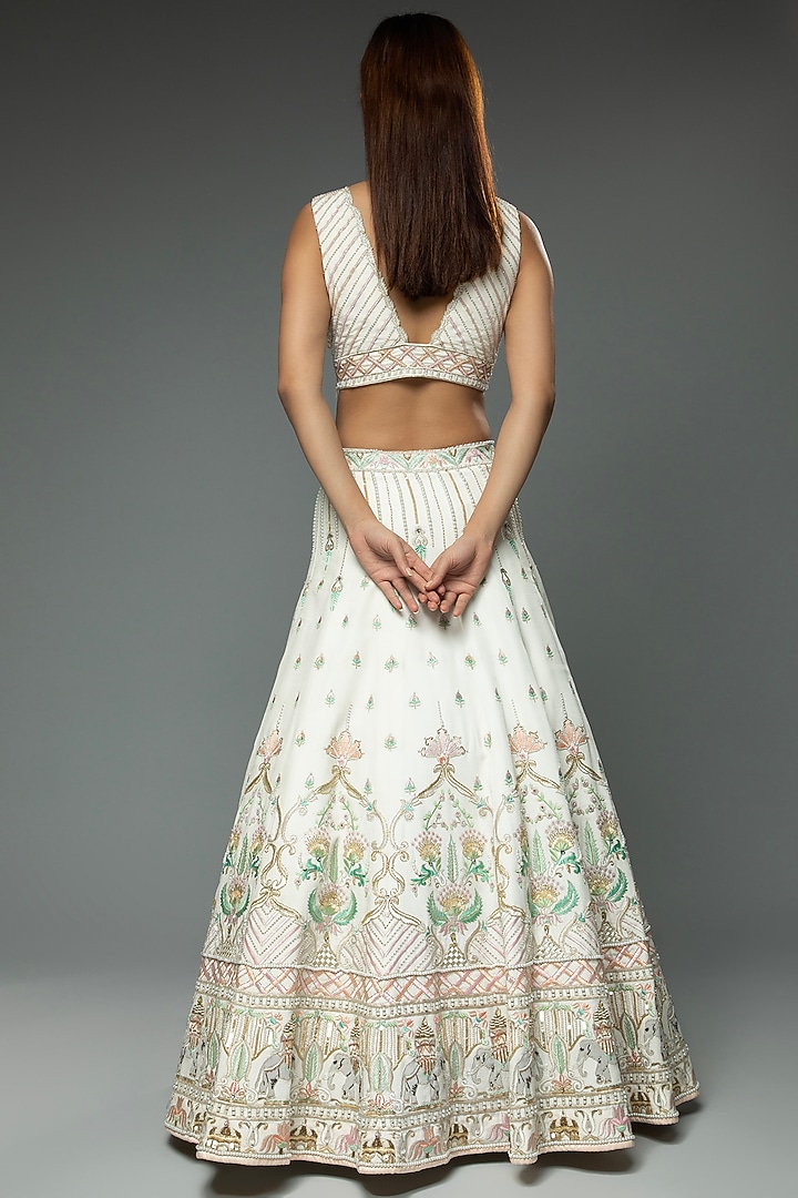 Ivory Silk Hand Embroidered Bridal Lehenga Set by Parul | Vivek at Pernia's Pop Up Shop