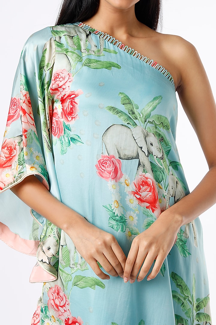 Blue Floral Printed Tunic by Parul i Vivek at Pernia's Pop Up Shop