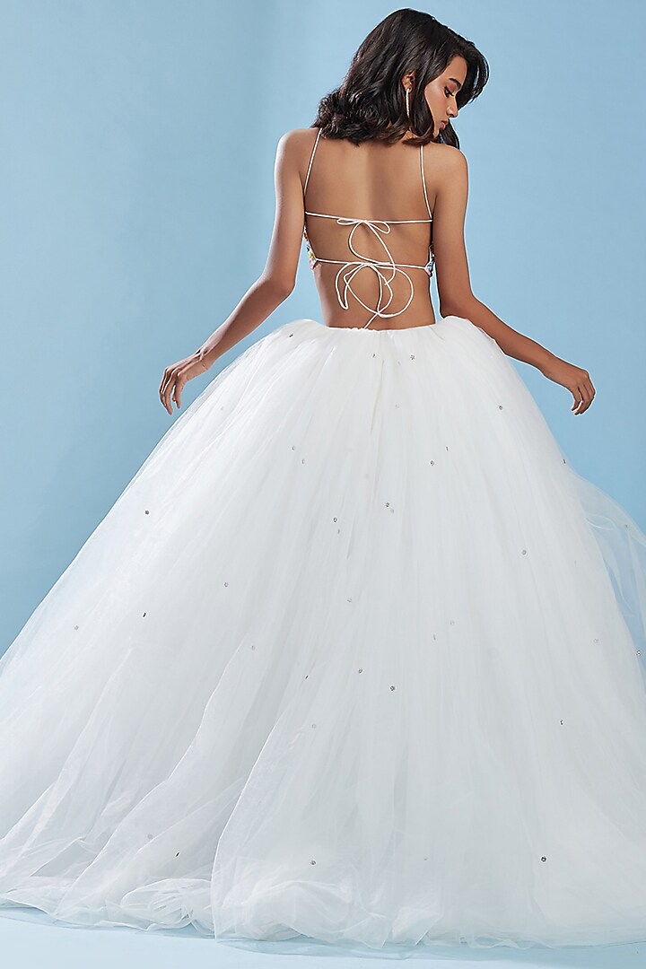 White Polyester Mesh & Tulle Wedding Lehenga Set by Phatakaa at Pernia's Pop Up Shop