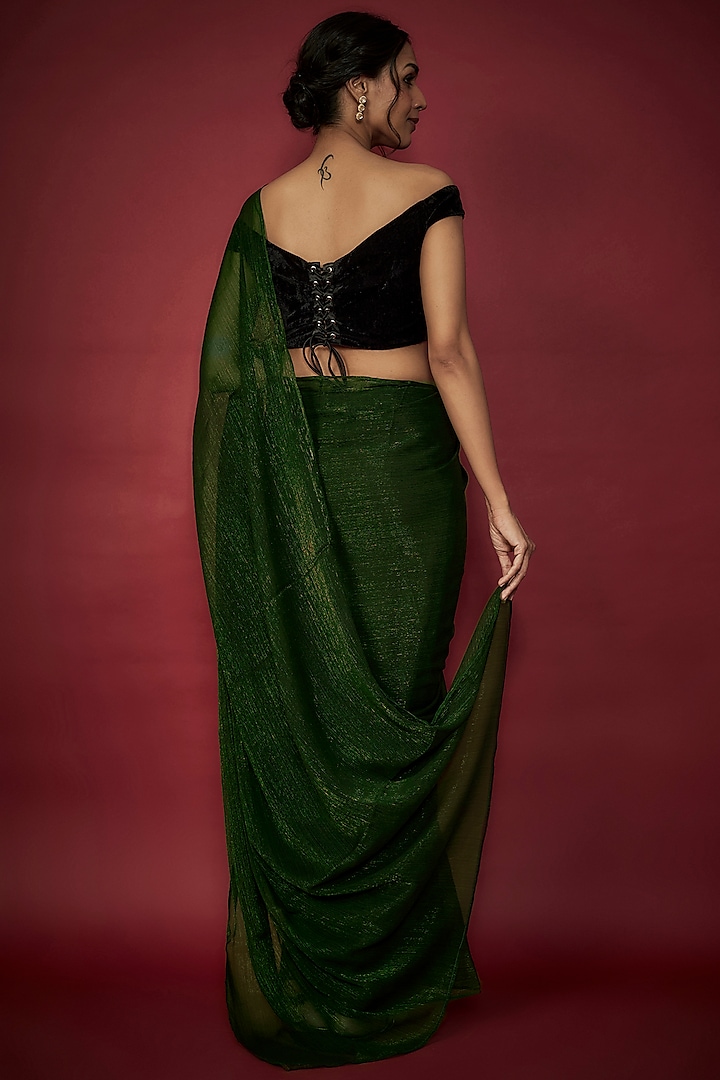 Emerald Green Chiffon Zari Embroidered Party Wear Saree Set by Phatakaa at Pernia's Pop Up Shop
