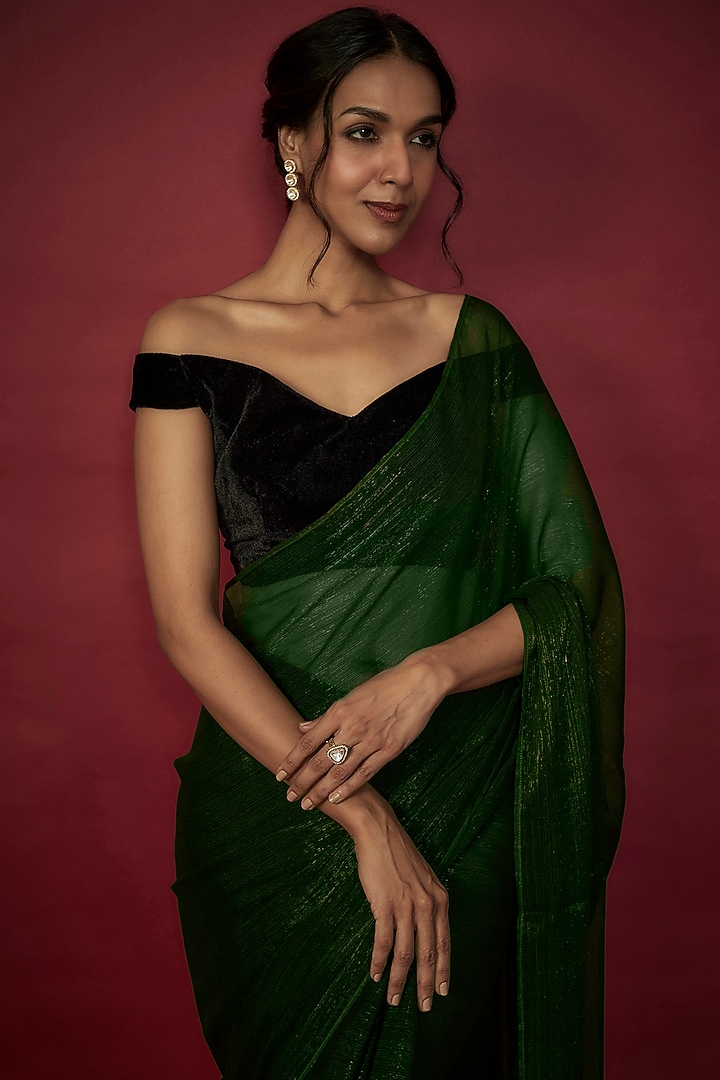 Emerald Green Chiffon Zari Embroidered Party Wear Saree Set by Phatakaa at Pernia's Pop Up Shop