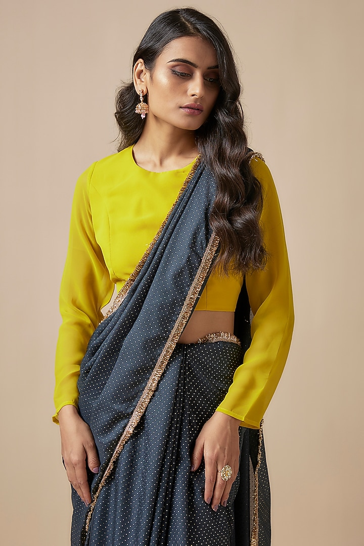 Charcoal Satin Georgette Foil Printed Party Wear Saree Set by Phatakaa at Pernia's Pop Up Shop