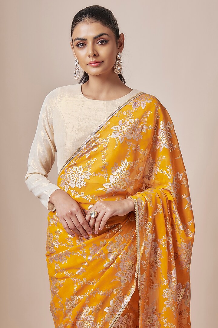 Mango Yellow Recycled Polyester Foil Printed Party Wear Saree Set by Phatakaa at Pernia's Pop Up Shop