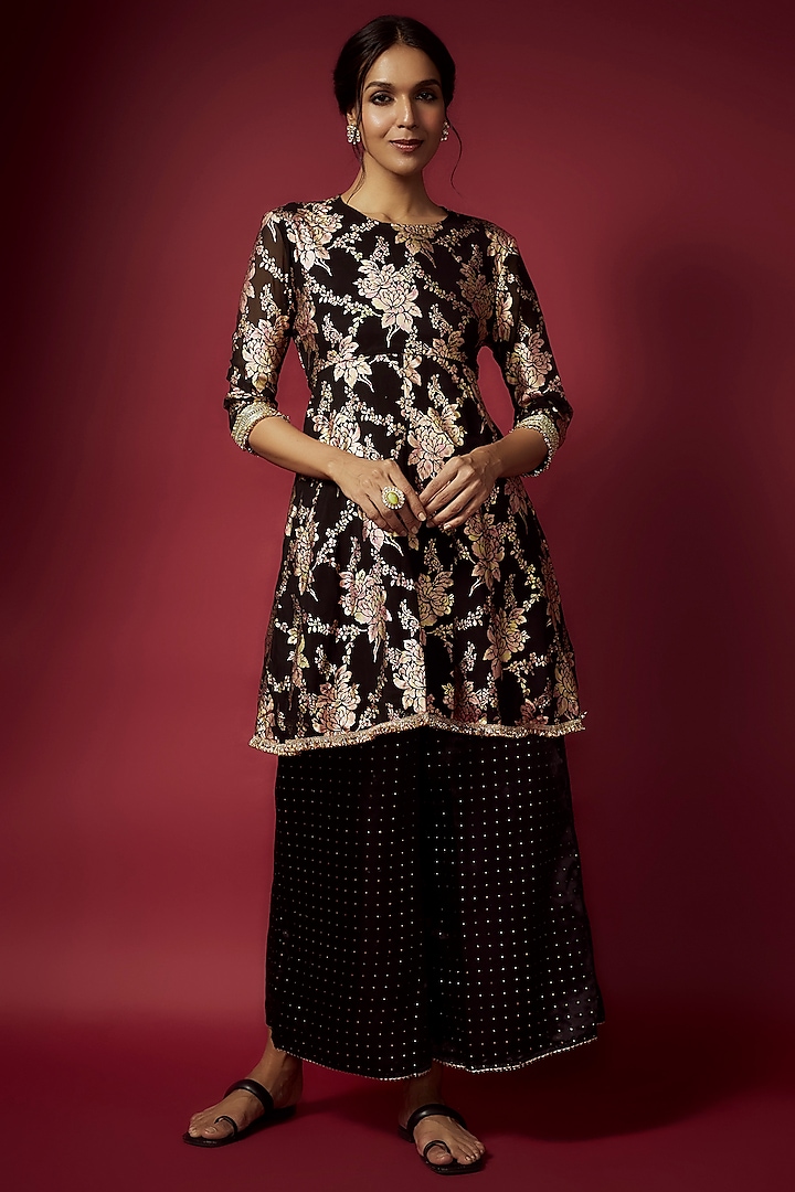 Black Recycled Polyester Foil Printed A-Line Kurta Set by Phatakaa at Pernia's Pop Up Shop