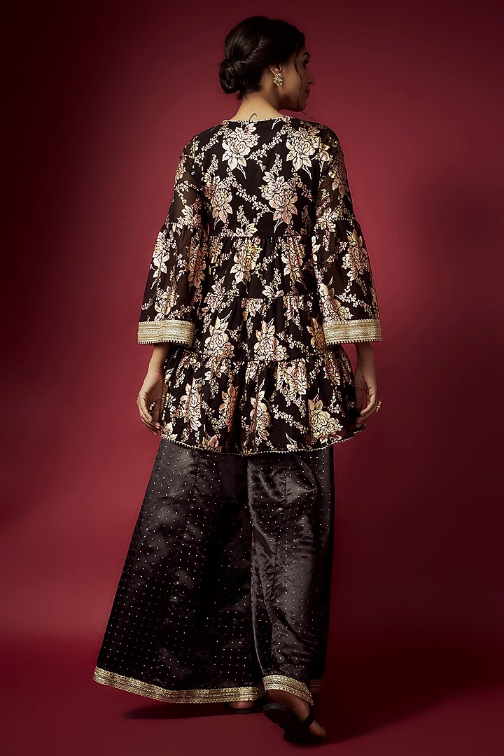 Black Recycled Polyester Foil Printed Kurta Set by Phatakaa at Pernia's Pop Up Shop