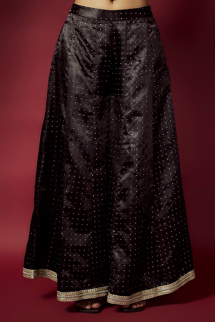 Black Recycled Polyester Foil Printed Kurta Set by Phatakaa at Pernia's Pop Up Shop