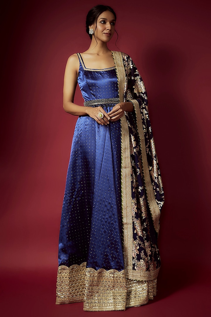 Navy Blue Recycled Polyester Sitara Foil Printed Gown With Dupatta by Phatakaa at Pernia's Pop Up Shop