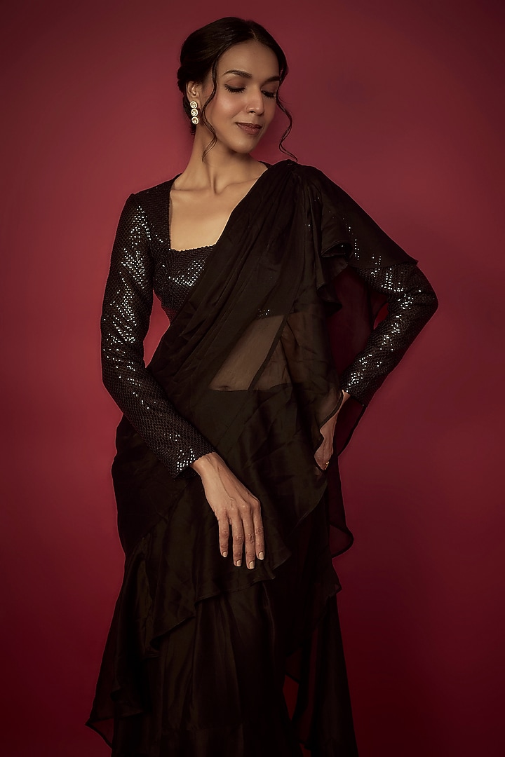 Black Satin Georgette Pre-Draped Ruffled Wedding Saree Set by Phatakaa at Pernia's Pop Up Shop