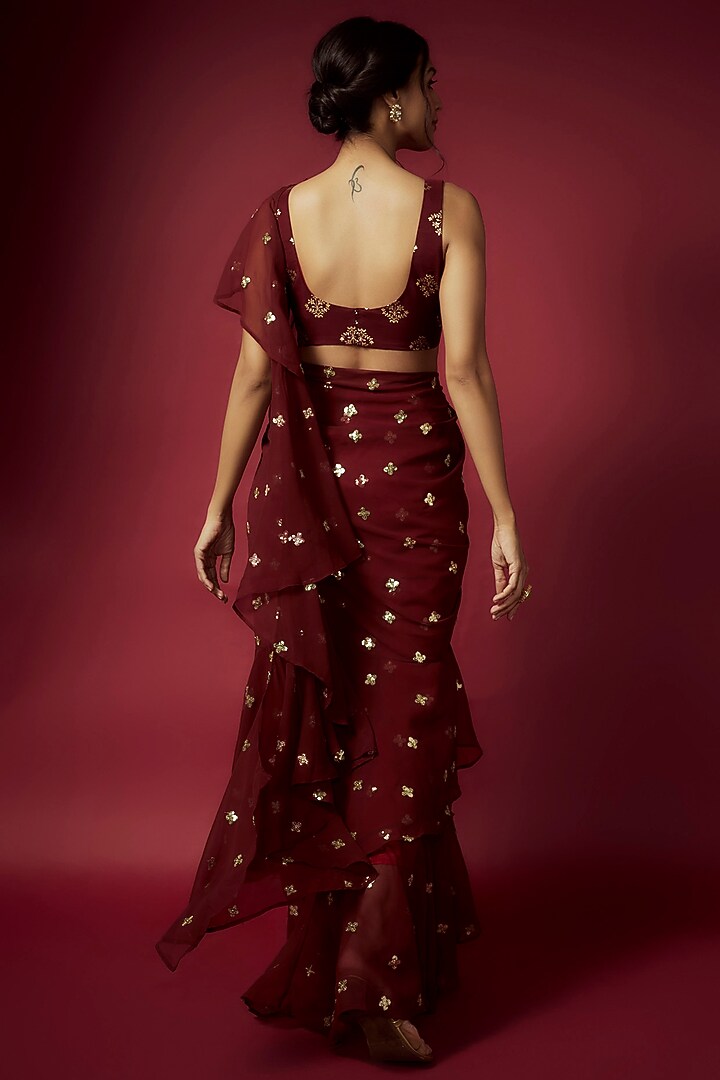 Maroon Recycled Polyester Pre-Draped Sequins Party Wear Saree Set by Phatakaa at Pernia's Pop Up Shop