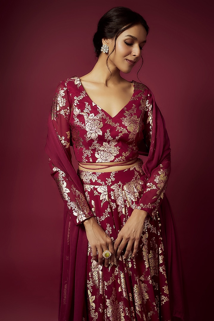 Maroon Recycled Polyester Foil Printed Lehenga Set by Phatakaa at Pernia's Pop Up Shop
