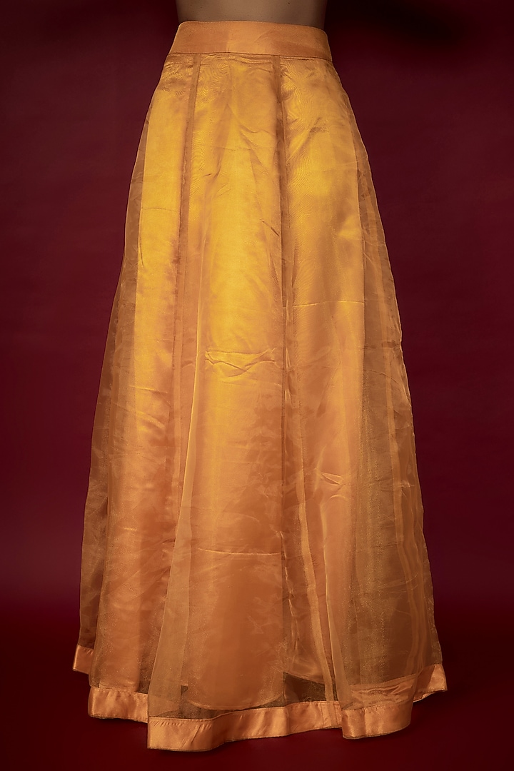 Mango Yellow Organza Wedding Lehenga Set by Phatakaa at Pernia's Pop Up Shop
