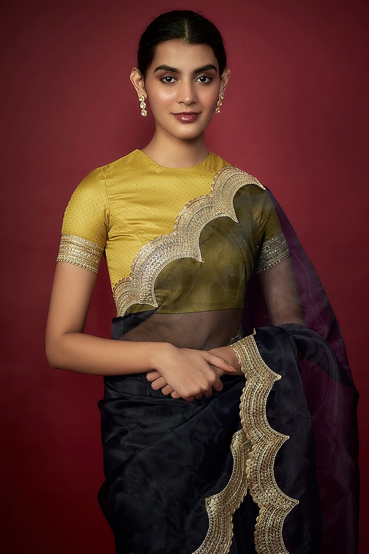 Navy Blue Organza Metallic Embroidered Scalloped Party Wear Saree Set by Phatakaa at Pernia's Pop Up Shop