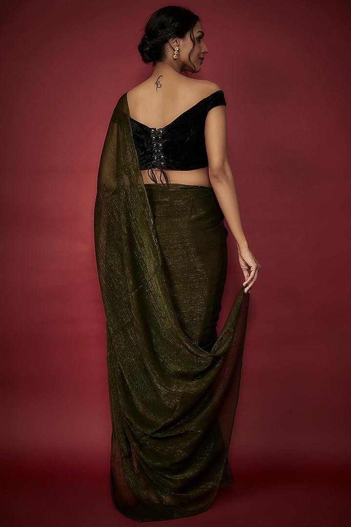 Olive Green Chiffon Zari Embroidered Party Wear Saree Set by Phatakaa at Pernia's Pop Up Shop