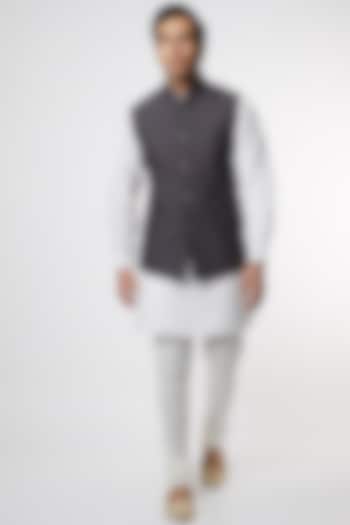 Grey Katan Bundi Jacket by PAWAN SACHDEVA at Pernia's Pop Up Shop