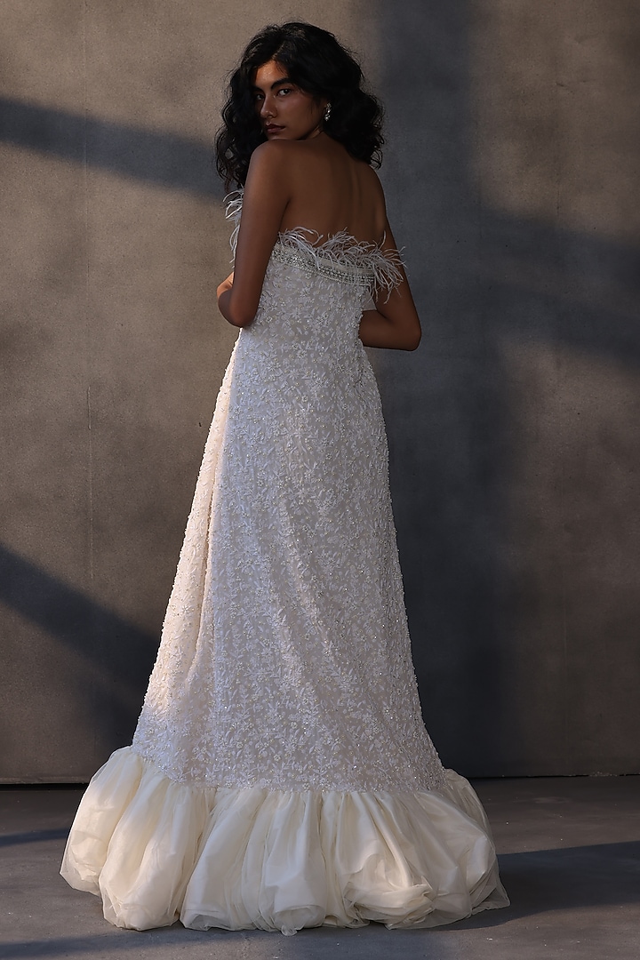 Ivory Georgette Chikankari Balloon Bridal Gown by Payal Jain at Pernia's Pop Up Shop