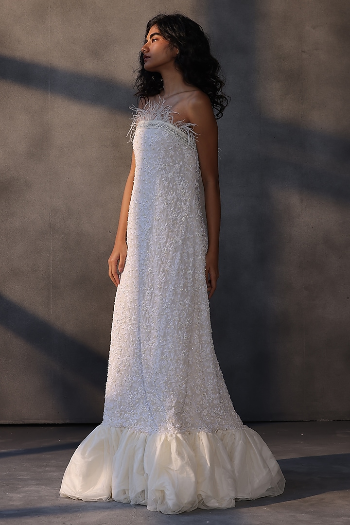 Ivory Georgette Chikankari Balloon Bridal Gown by Payal Jain at Pernia's Pop Up Shop