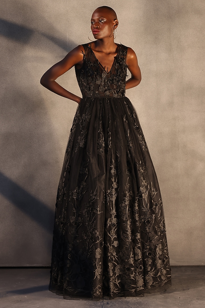 Carbon Black Lace Floral Party Wear Dress by Payal Jain at Pernia's Pop Up Shop