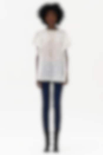 Off-White Mulmul Chikankari Embroidered Top by Payal Jain at Pernia's Pop Up Shop