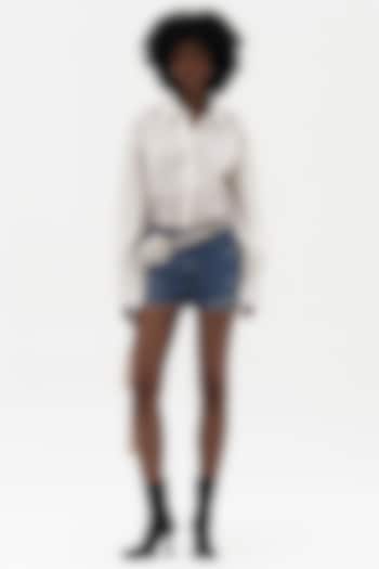 Off-White Mulmul Chikankari Embroidered Shirt by Payal Jain at Pernia's Pop Up Shop