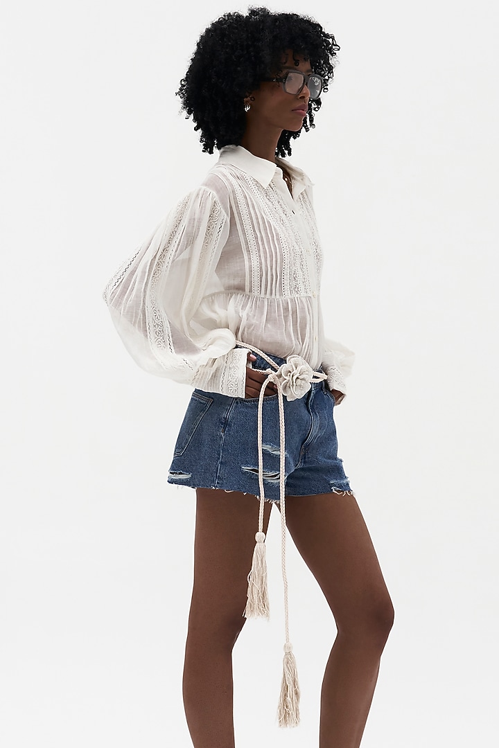 Off-White Mulmul Chikankari Embroidered Shirt by Payal Jain at Pernia's Pop Up Shop