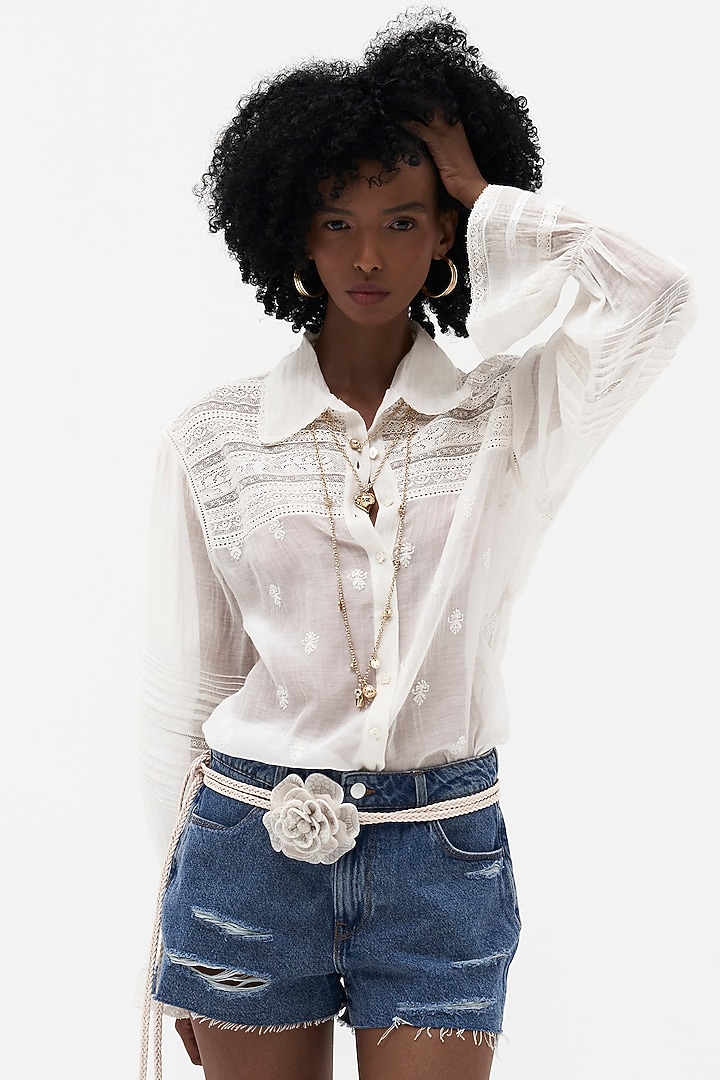 Off-White Mulmul Chikankari Embroidered Shirt by Payal Jain at Pernia's Pop Up Shop