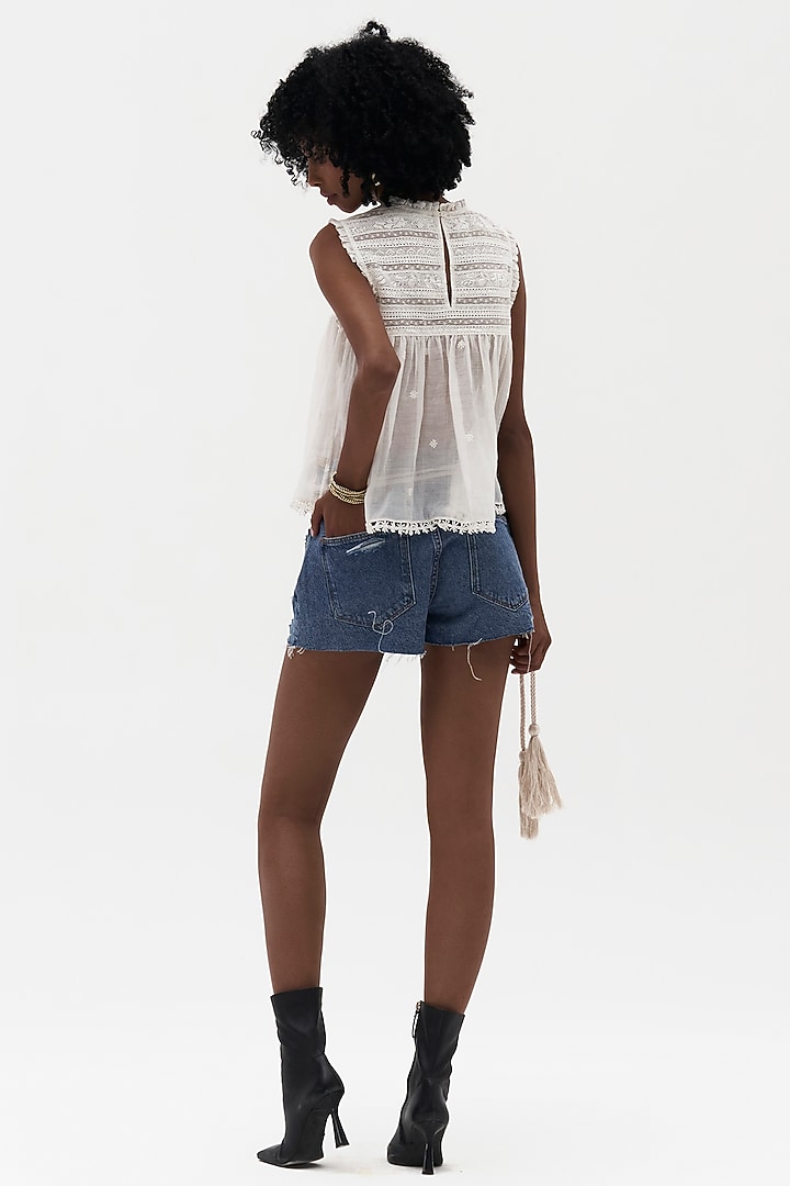 Off-White Mulmul Chikankari Embroidered Top by Payal Jain at Pernia's Pop Up Shop