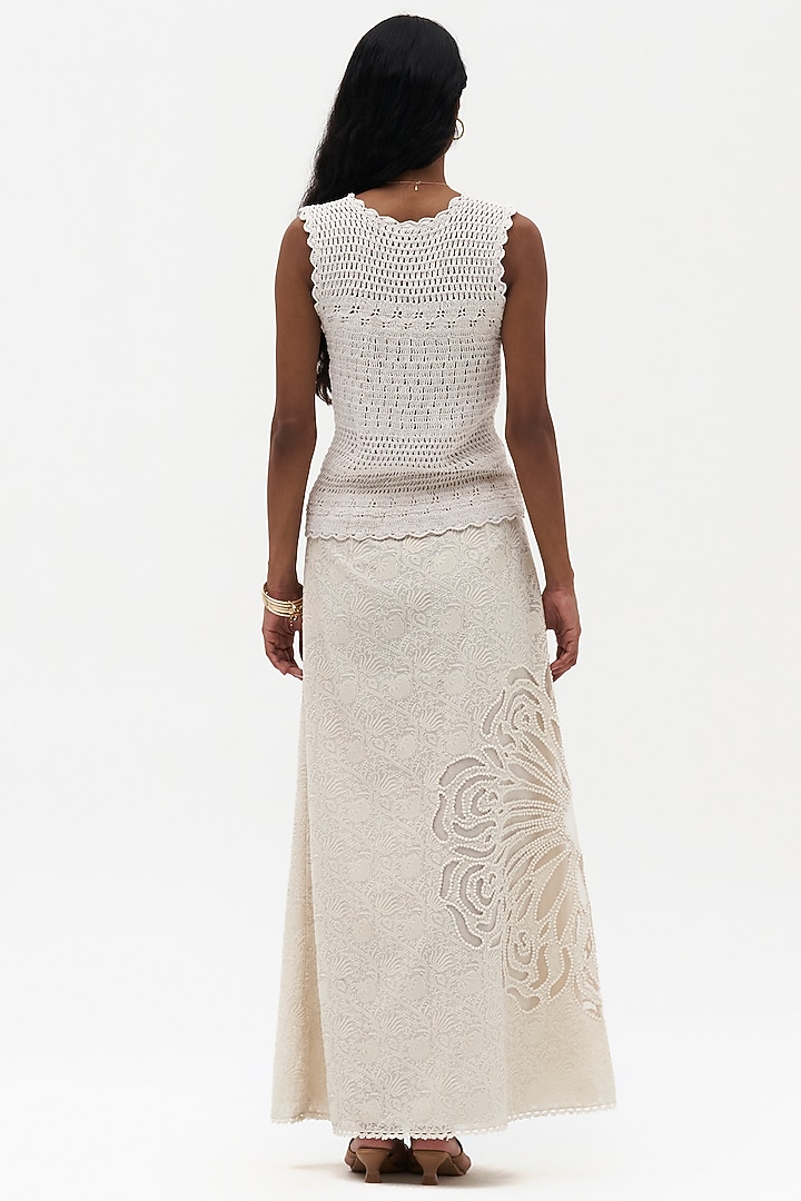 Off-White Chanderi Cotton Embroidered Skirt by Payal Jain at Pernia's Pop Up Shop