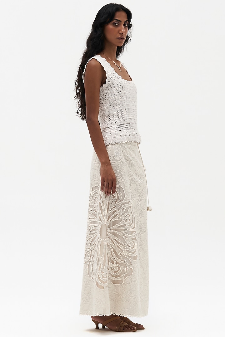 Off-White Chanderi Cotton Embroidered Skirt by Payal Jain at Pernia's Pop Up Shop