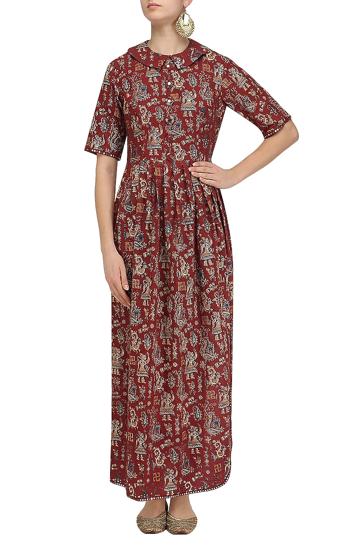 Brown printed pleated maxi dress available only at Pernia's Pop Up Shop.
